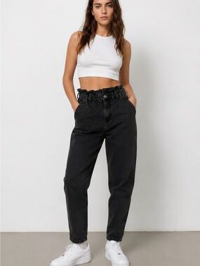 Zara Paperbag Waist Black Mom Jeans Size US 4 / EUR 36